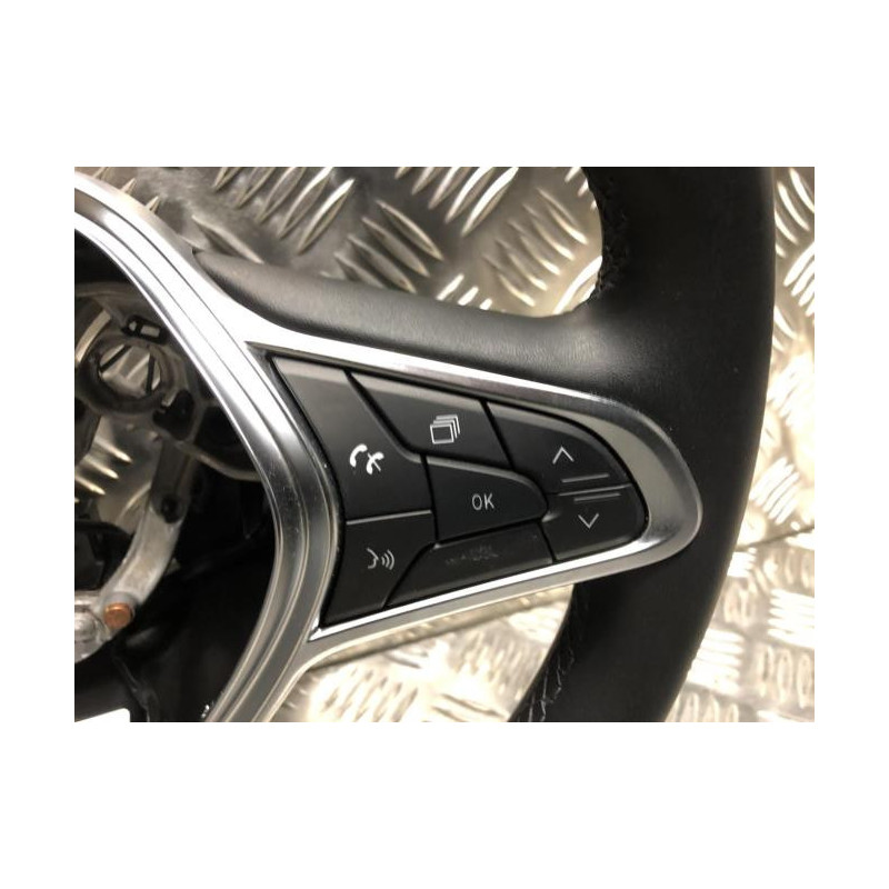 Volant RENAULT CAPTUR 2 d’occasion