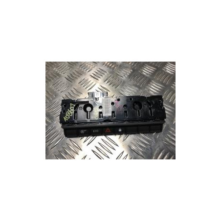 Bouton de warning RENAULT CAPTUR 2 d’occasion