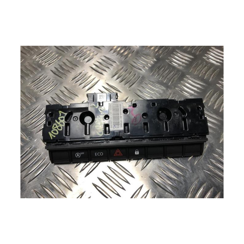 Bouton de warning RENAULT CAPTUR 2 d’occasion