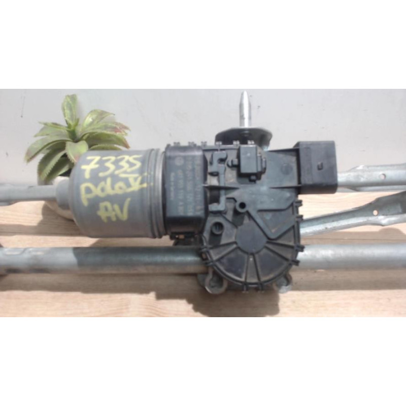 Moteur essuie glace avant VOLKSWAGEN POLO 5 PHASE 1 d’occasion