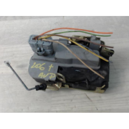 Actionneur serrure porte avant droite PEUGEOT 206+ d’occasion