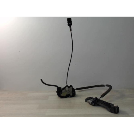 Serrure avant droit NISSAN MICRA 3 PHASE 1 d’occasion