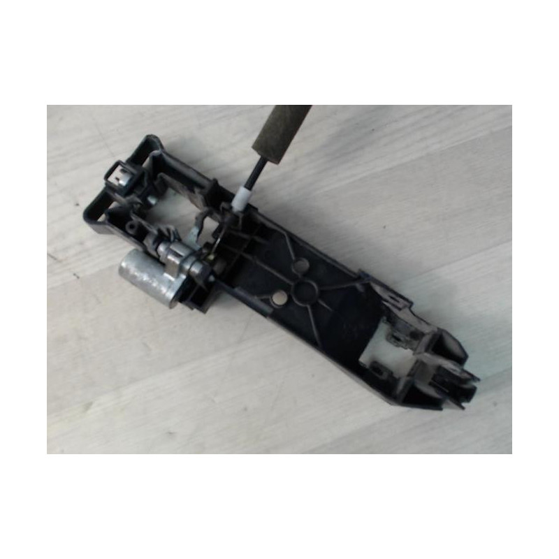 Serrure avant droit NISSAN MICRA 3 PHASE 1 d’occasion