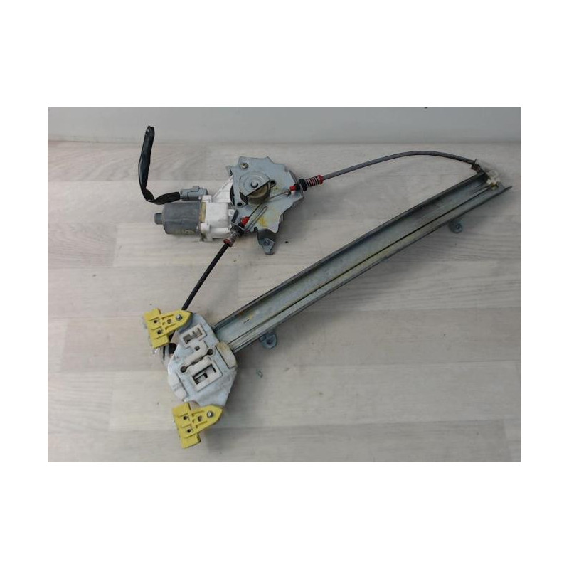 Mecanisme de leve vitre electrique avant droit NISSAN MICRA 3 PHASE 1 d’occasion
