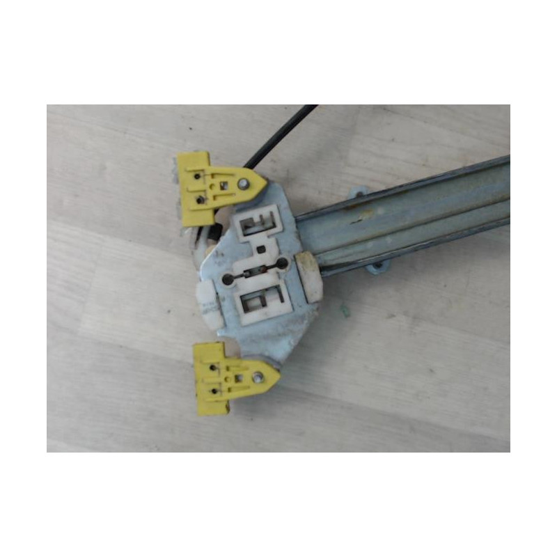 Mecanisme de leve vitre electrique avant droit NISSAN MICRA 3 PHASE 1 d’occasion