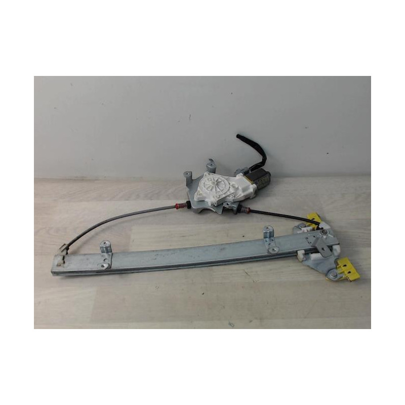 Mecanisme de leve vitre electrique avant droit NISSAN MICRA 3 PHASE 1 d’occasion