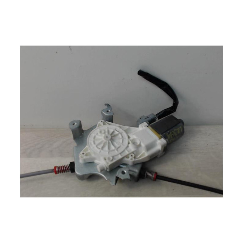 Mecanisme de leve vitre electrique avant droit NISSAN MICRA 3 PHASE 1 d’occasion