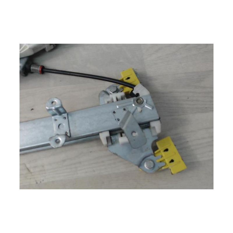 Mecanisme de leve vitre electrique avant droit NISSAN MICRA 3 PHASE 1 d’occasion