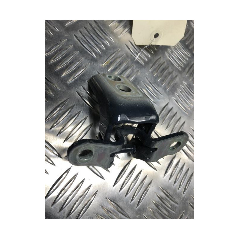 Charniere de porte avant gauche RENAULT CAPTUR 2 d’occasion