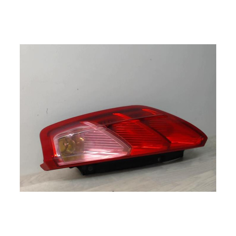Feu arriere principal droit (feux) FIAT GRANDE PUNTO d’occasion