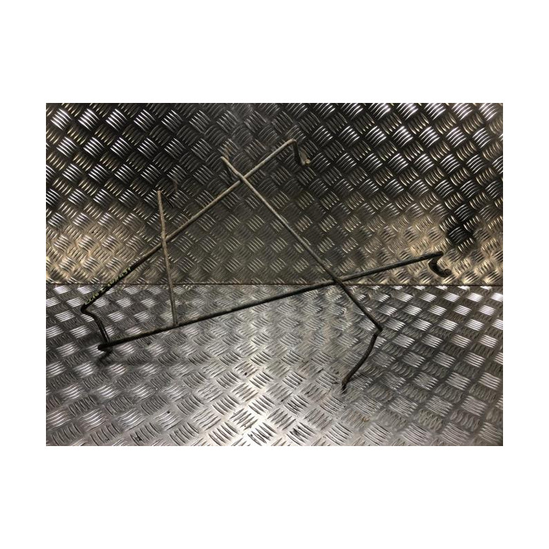 Panier roue de secours RENAULT CLIO 1 PHASE 3 d’occasion