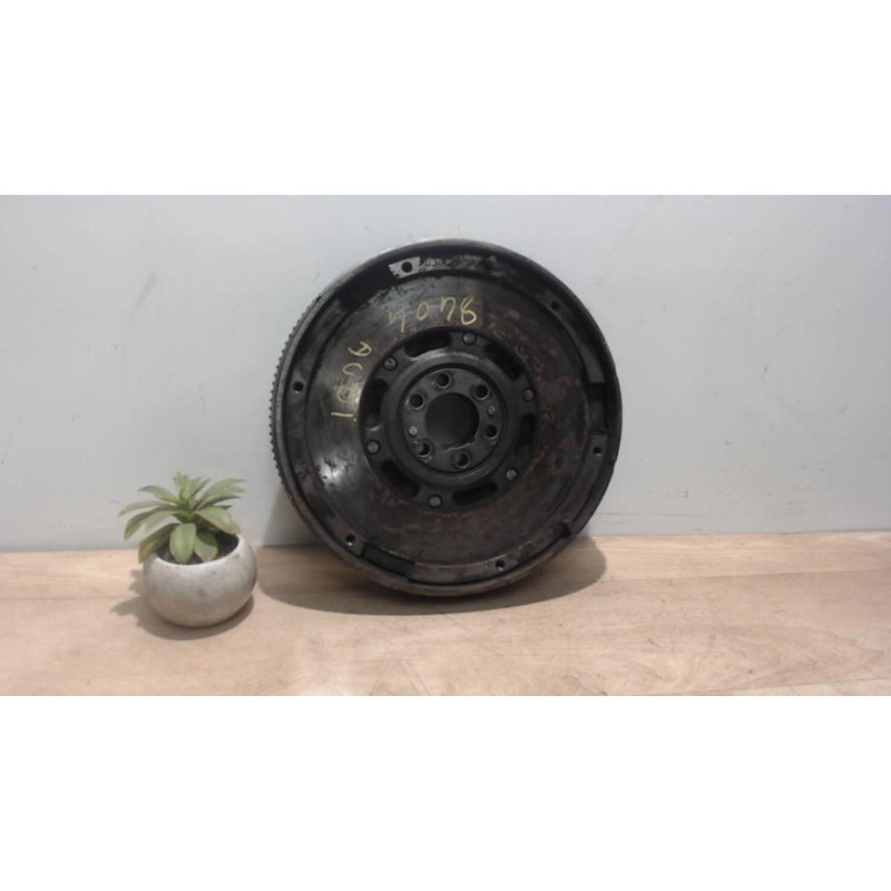 Volant moteur bi-masse AUDI A4 2 PHASE 1 d’occasion
