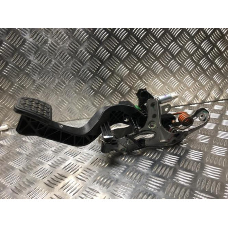 Pedalier d'embrayage TOYOTA YARIS 3 PHASE 1 d’occasion