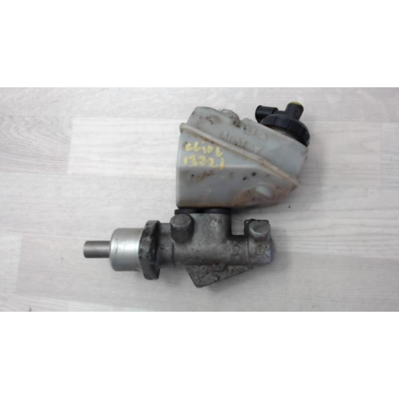 Maitre cylindre (freinage) RENAULT CLIO 2 PHASE 2 d’occasion