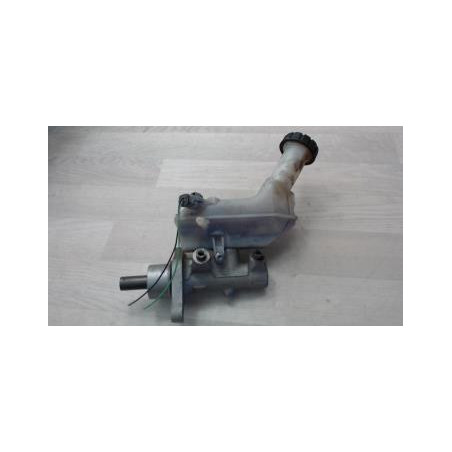 Maitre cylindre (freinage) RENAULT CLIO 3 PHASE 1 d’occasion
