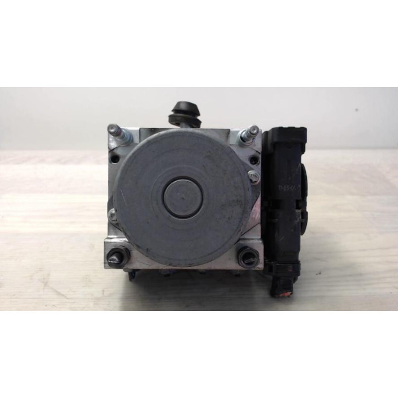 Bloc ABS (freins anti-blocage) RENAULT CLIO 3 PHASE 2 BREAK d’occasion