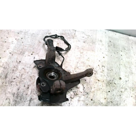 Fusee avant gauche FIAT PANDA 2 PHASE 1 d’occasion