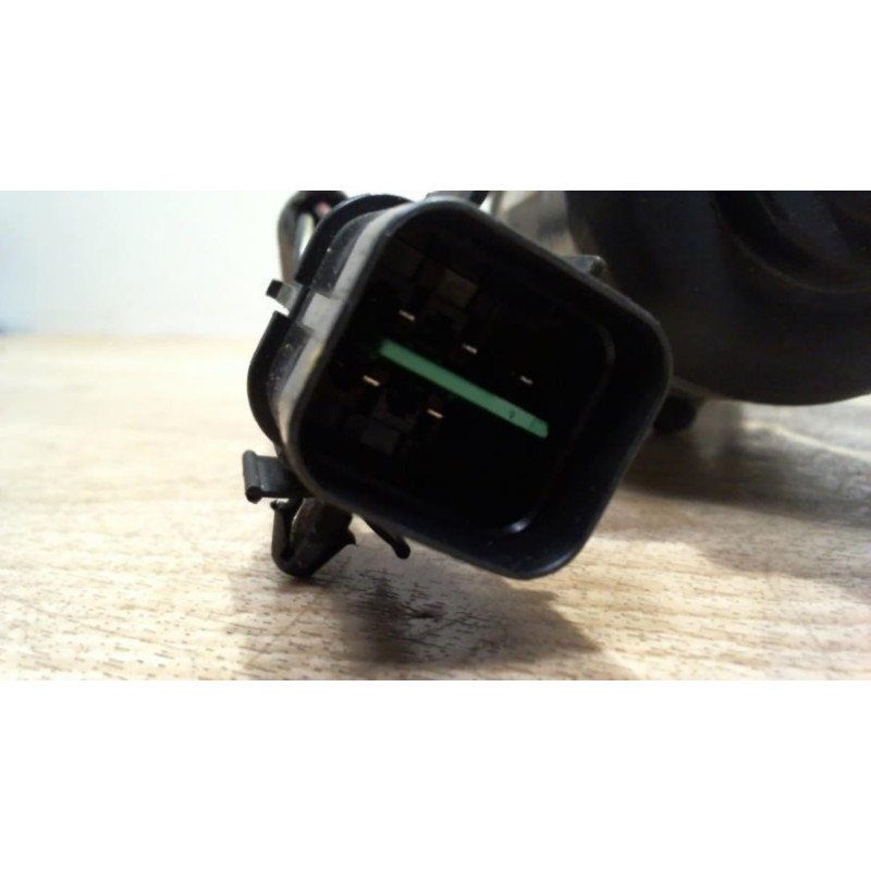 Moteur essuie glace avant KIA SORENTO 1 PHASE 1 d’occasion