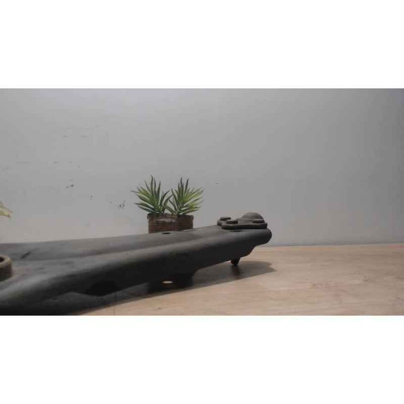 Triangle inferieur avant droit RENAULT SCENIC 3 PHASE 1 d’occasion
