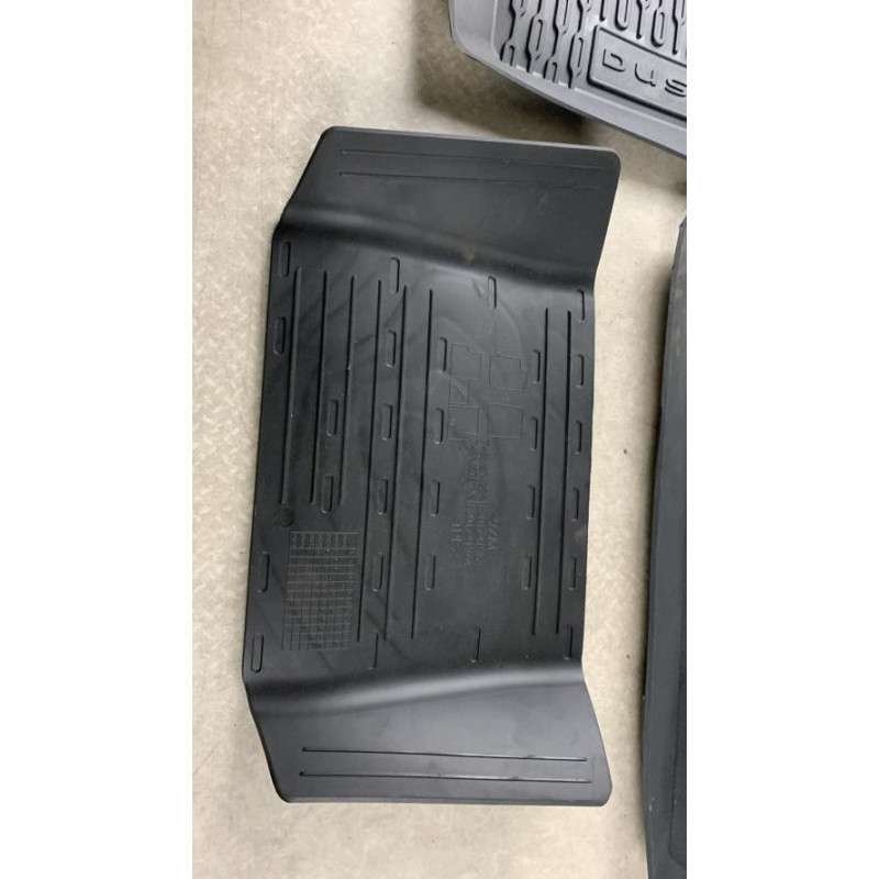 Tapis de sol DACIA  d’occasion