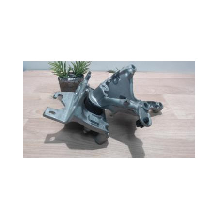 Support moteur gauche RENAULT CLIO 4 PHASE 2 d’occasion