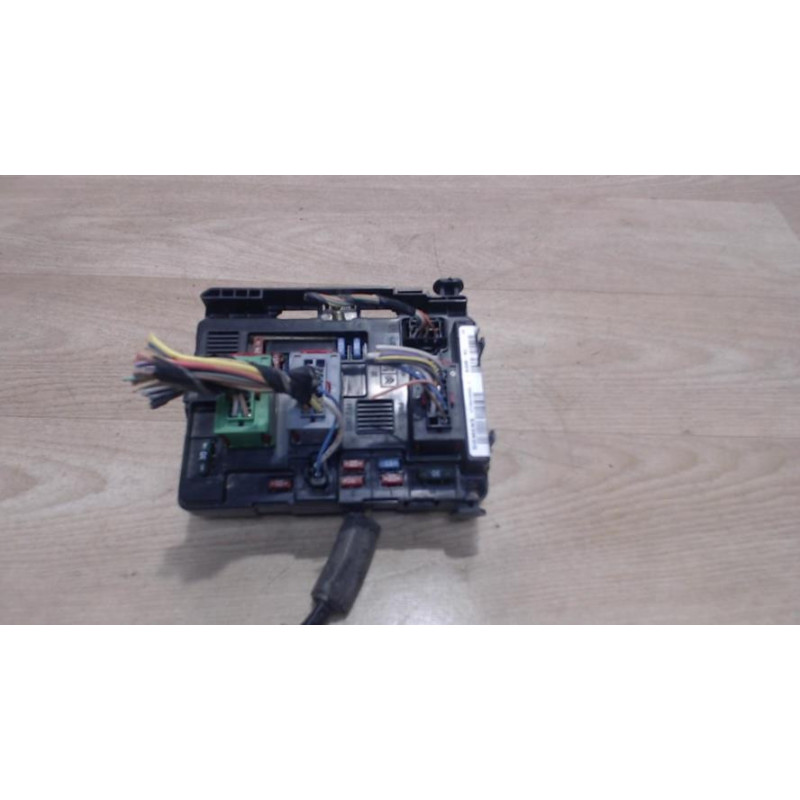 Boitier servitude moteur (BSM) RENAULT ESPACE 3 d’occasion