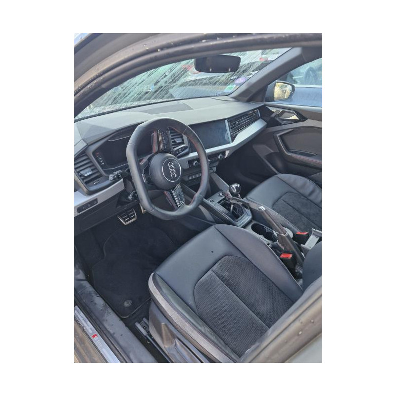 Aerateur tableau de bord AUDI A1 2 SPORTBACK d’occasion