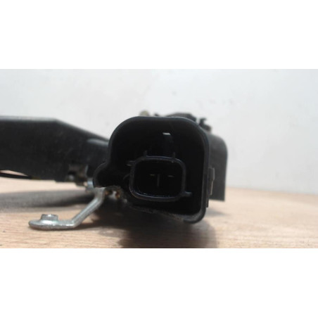 Serrure arriere gauche TOYOTA COROLLA 10 PHASE 1 d’occasion