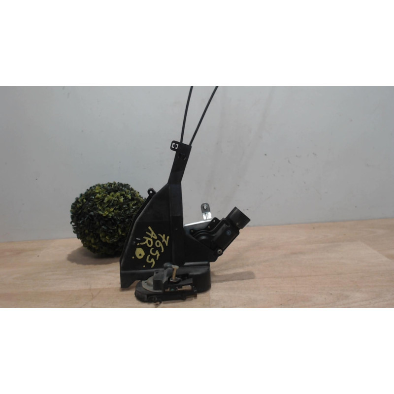 Serrure arriere droit TOYOTA COROLLA 10 PHASE 1 d’occasion