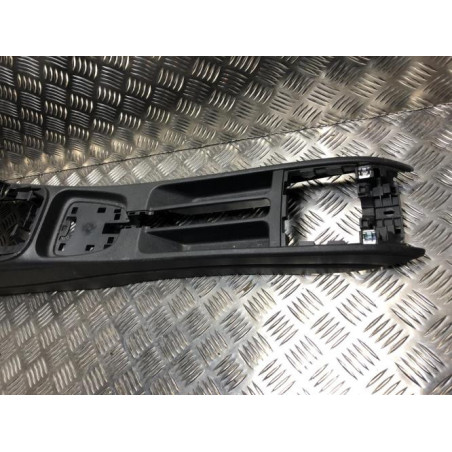 Console central (interieur plastique) VOLKSWAGEN POLO 5 PHASE 2 d’occasion