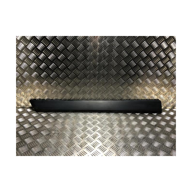 Baguette de porte avant gauche PEUGEOT BIPPER d’occasion