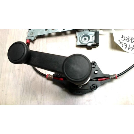 Leve vitre mecanique arriere gauche FORD FIESTA 6 PHASE 1 d’occasion