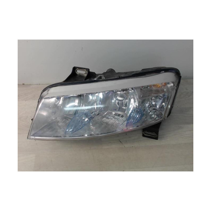 Optique avant principal gauche (feux)(phare) FIAT STILO d’occasion