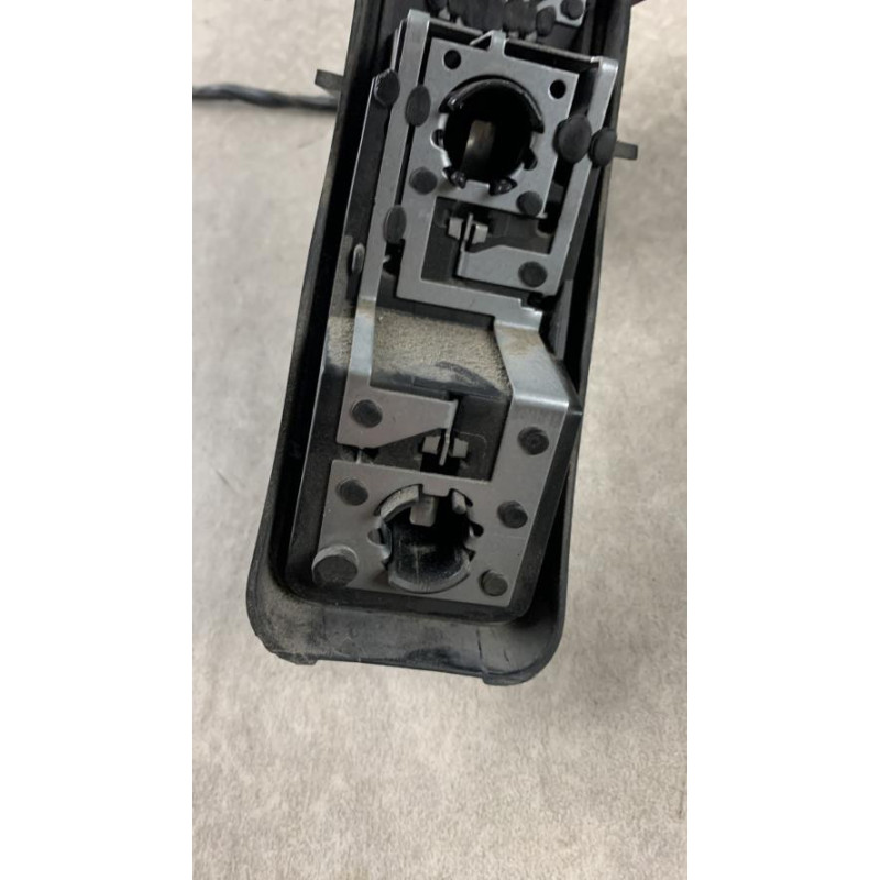 Platine feu arriere droit RENAULT SCENIC 2 PHASE 1 d’occasion