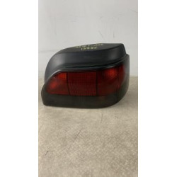 Feu arriere principal droit (feux) RENAULT CLIO 1 PHASE 2 d’occasion