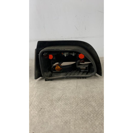Feu arriere principal droit (feux) RENAULT CLIO 1 PHASE 2 d’occasion