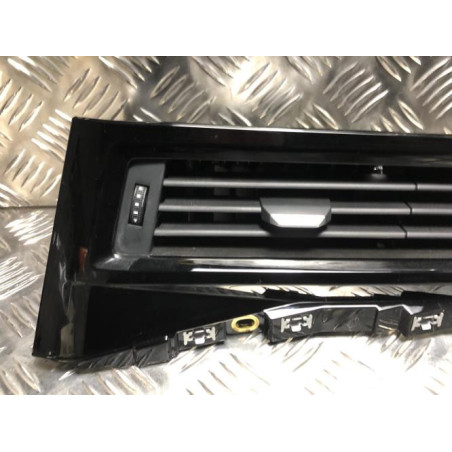 Aerateur tableau de bord AUDI A1 2 SPORTBACK d’occasion