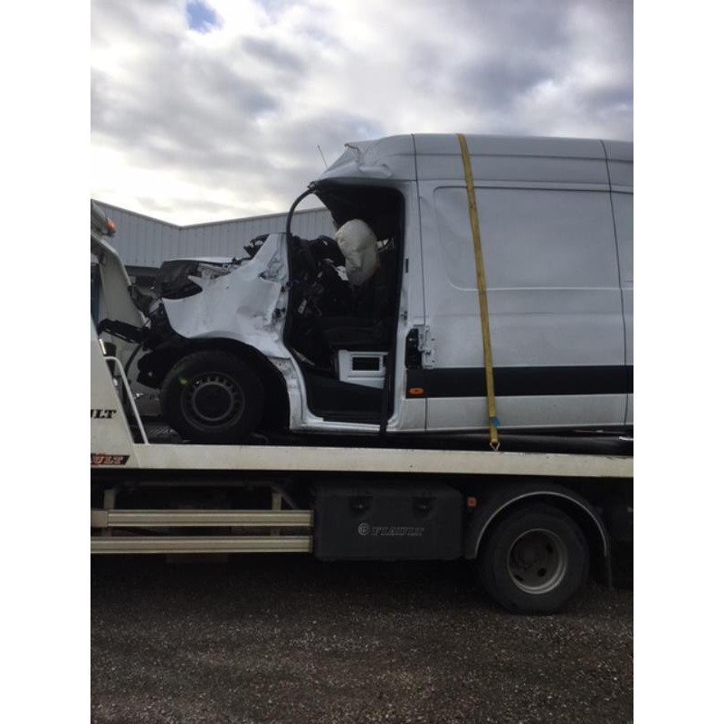 Lame de ressort arriere droit MERCEDES SPRINTER 3 d’occasion