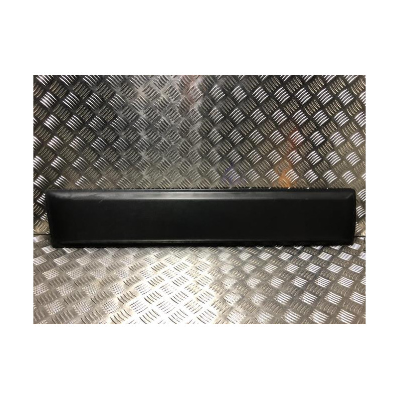 Baguette de porte avant gauche DACIA DUSTER 1 PHASE 1 d’occasion