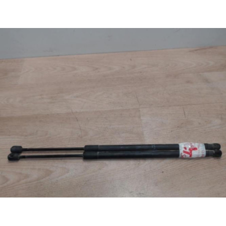 Verin de coffre TOYOTA COROLLA VERSO 2 PHASE 2 d’occasion