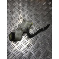 Maitre cylindre (freinage) TOYOTA YARIS 3 PHASE 1 d’occasion