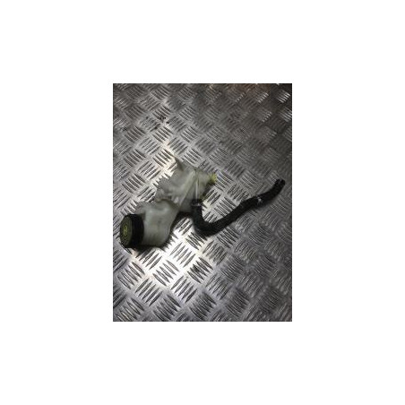 Maitre cylindre (freinage) TOYOTA YARIS 3 PHASE 1 d’occasion