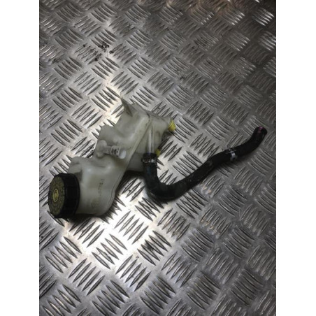 Maitre cylindre (freinage) TOYOTA YARIS 3 PHASE 1 d’occasion
