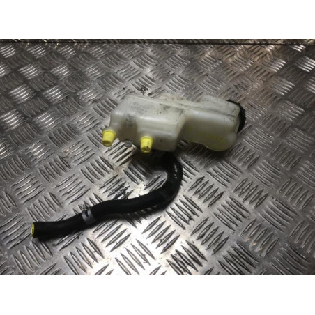 Maitre cylindre (freinage) TOYOTA YARIS 3 PHASE 1 d’occasion