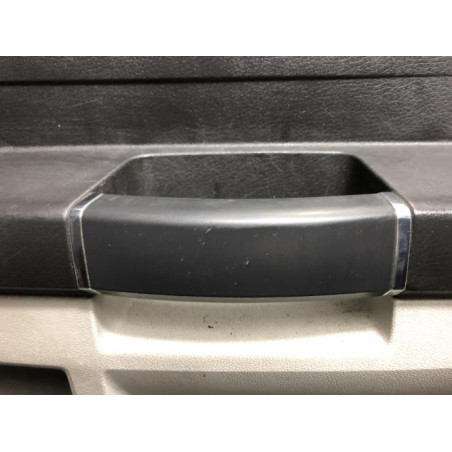 Panneau de porte avant gauche CHRYSLER GRAND VOYAGER 5 d’occasion