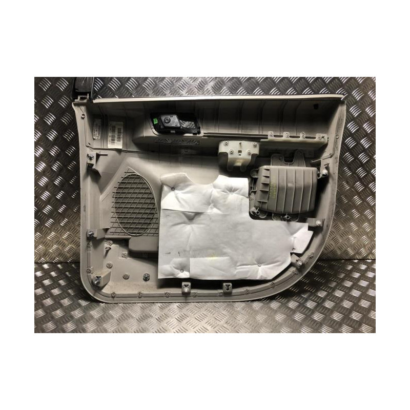 Panneau de porte avant gauche CHRYSLER GRAND VOYAGER 5 d’occasion