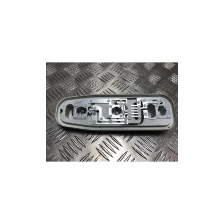 Platine feu arriere gauche RENAULT TWINGO 1 PHASE 3 d’occasion