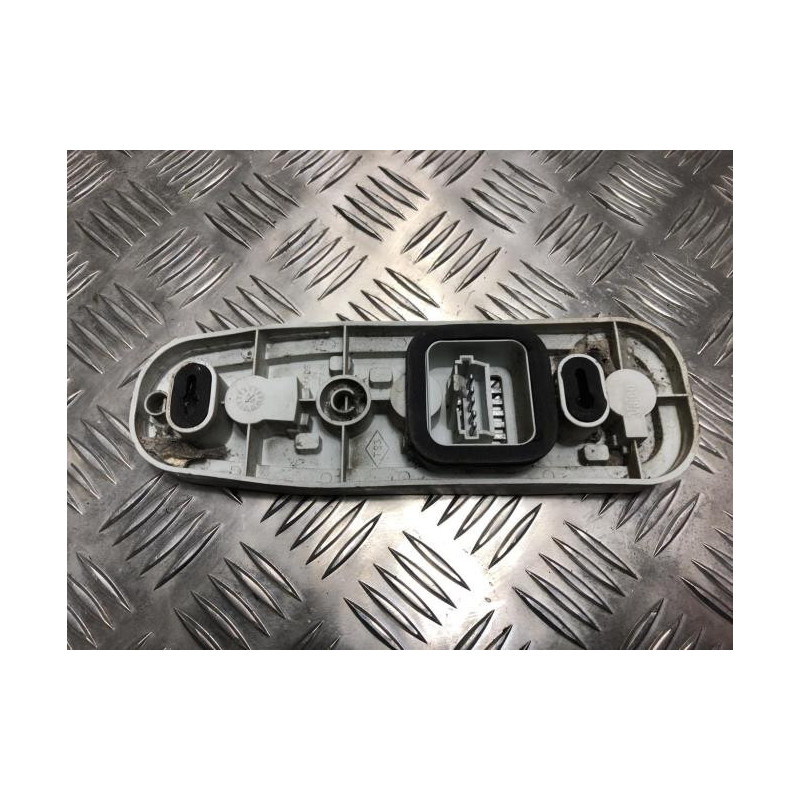 Platine feu arriere gauche RENAULT TWINGO 1 PHASE 3 d’occasion