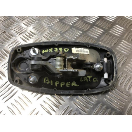 Poignee porte laterale droit PEUGEOT BIPPER d’occasion