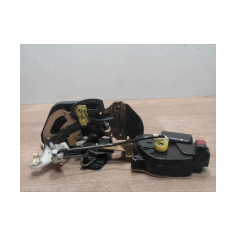 Serrure arriere gauche HYUNDAI MATRIX PHASE 1 d’occasion